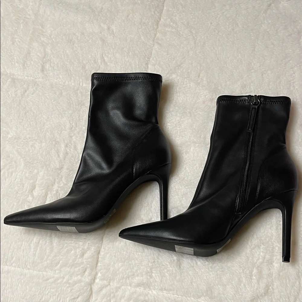 Elegant Black Women's Ankle Boots - Picture 2 of 11
